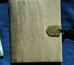Bolso de noche hecho a mano de seda bronce bolso sin asas japonés por Susan Infante Ltd. - Imagen 1 de 6