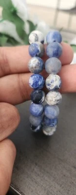 Pulsera de Sodalita - Hecha a Mano - Garganta + Chakras del Tercer Ojo - Ayuda al Insomnio - Foto 1 de 4