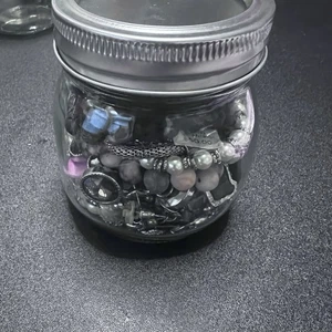 Tarro de joyería misteriosa tono plata - Imagen 1 de 12