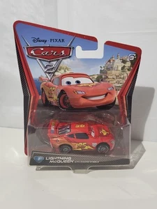 Cars 2 Lightning McQueen con ruedas de carreras #3 Disney Pixar Cars 2010 paquete sellado - Imagen 1 de 2