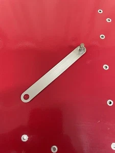 Brazo de ventana para Cessna 172 182 210 PN: 0711021-11, 0711021-4 lado izquierdo o derecho - Imagen 1 de 5
