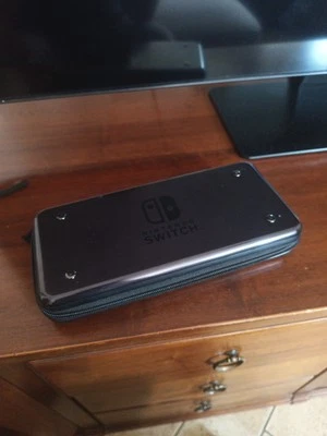 Custodia Rigida hori Metallica Per Nintendo Switch  - Immagine 1 di 4