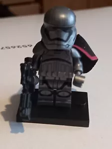 Custom Lego Star Wars Mini Captain Phasma Clone Figure First Order - Picture 1 of 4