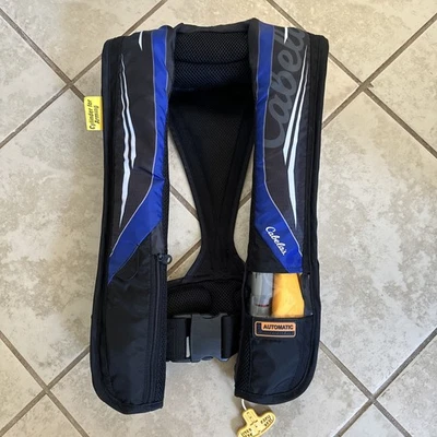 CABELA'S COLETE SALVA-VIDAS INFLÁVEL AUTOMÁTICO D1H Tipo II PFD TAMANHO ADULTO  - Imagem 1 de 4