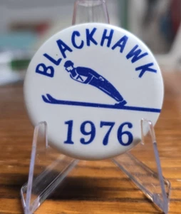 1976 BLACKHAWK SKI CLUB Ski Jumping Pin Pinback Middleton, Wisconsin - Picture 1 of 3