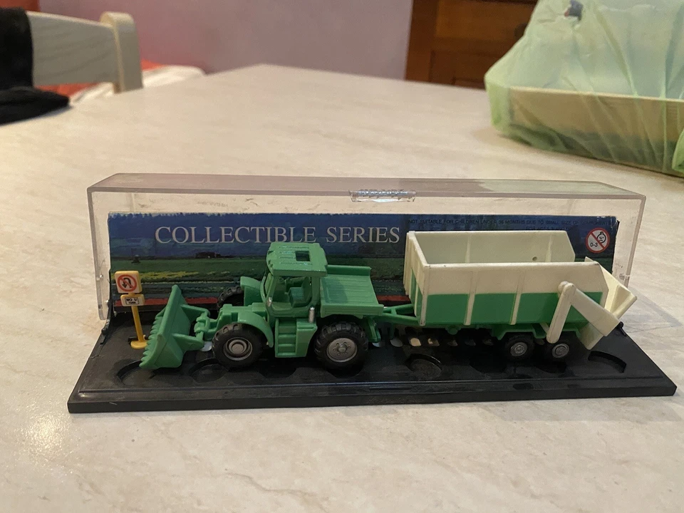 RARISSIMO TRATTORE MEZZO AGRICOLO CON RIMORCHIO ADG 1:87 IN BOX DA COLLEZIONE - Immagine 1 di 4