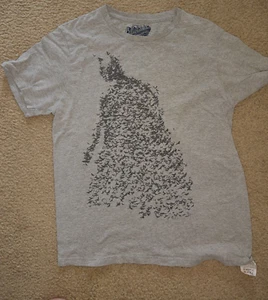 Mens Gray Old Navy Collectibilitees Short Sleeve BATMAN Graphic T-shirt Size S - Picture 1 of 4