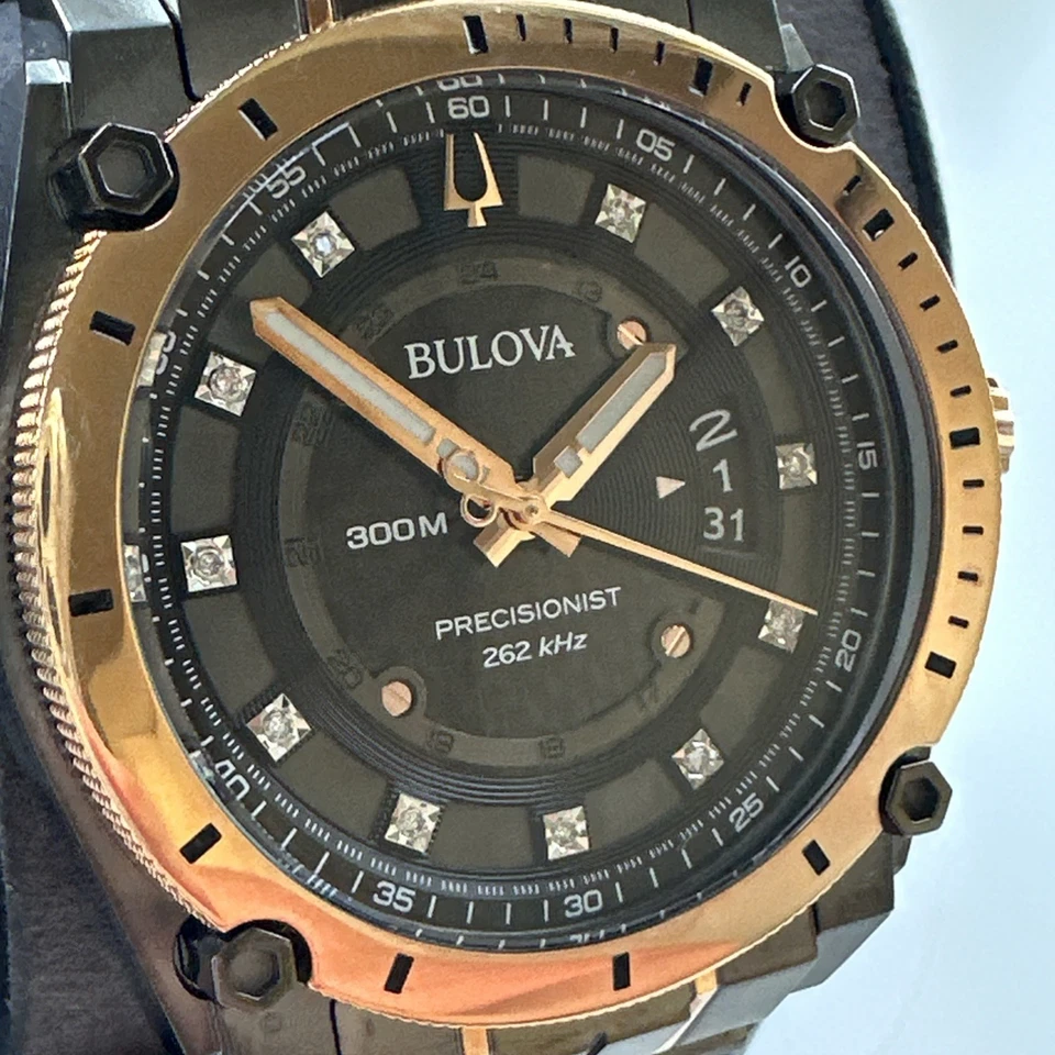 Reloj Bulova Precisionist Hombre Cuarzo Diamante Acento Dos Tonos Negro 46mm 98D149 Foto 1 de 4