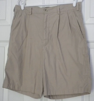 Head Mens 34 Khaki Golf Shorts 8.5" inseam pleated front Polyester/Nylon - Image 1 of 4