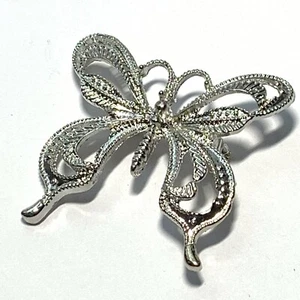 VINTAGE silberfarbene SCHMETTERLINGSNADEL offen STRUKTURIERT FIGURALES Design - Bild 1 von 5