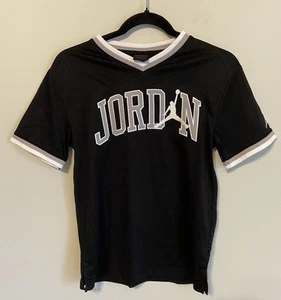 NWT Nike Jordan's Kids Michael Jordan 23 Shooting Jersey Medium Style 957041-023 - Picture 1 of 5