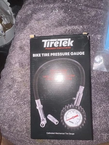 Tiretek Manometro Pressione Pneumatici Bici da Strada, 60 PSI con 2 Valvole Presta Intercambiabili - Foto 1 di 2