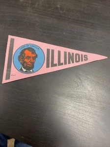 SMALL VINTAGE '’ Illinois’ FELT PENNANT/BANNER - 8” Land Of Lincoln - Picture 1 of 5