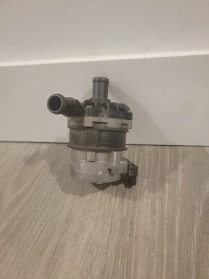 2012-2022 Audi A6, S6, A7, S7, RS7, A8, S8, Q5, SQ5 вспомогательный 2-й внешний водяной насос - Изображение 1 из 4