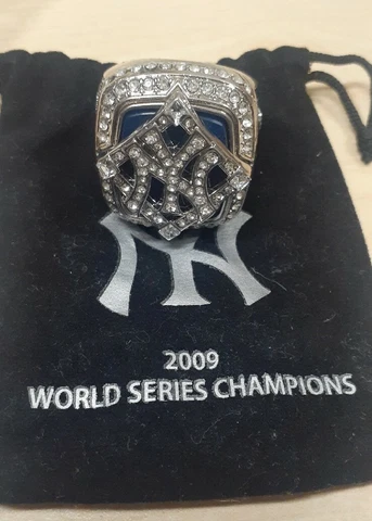 NEW YORK YANKEES 2009 World Series Replica Ring Cover