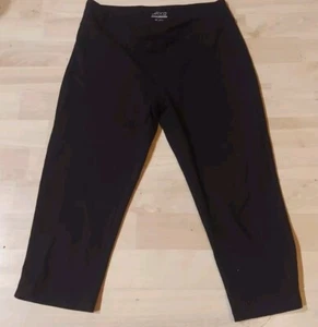 BCG womens M black polyester blend Capri leggings 15.5" Inseam - Picture 1 of 1