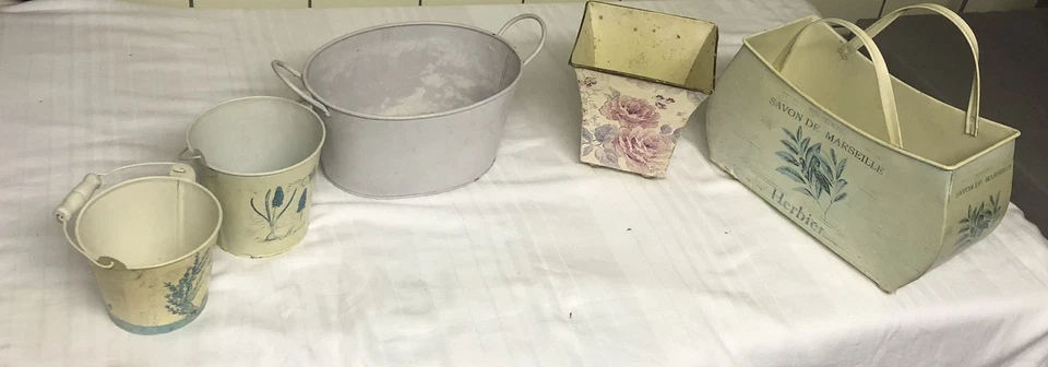 Metallblumentöpfe/ Kräutertöpfe, Vintage,Shabby für Innen und Draussen - Bild 1 von 1