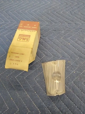 NOS 1960 福特 GALAXIE 500 Parking Light 镜头灯 COAF-13209-C 原始设备制造商  — 第 1/4 张图片