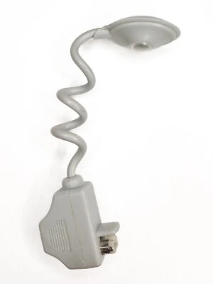 Luz de gusano Nyko para GBA para Nintendo GameBoy Advance Game Boy GRIS A Foto 1 de 3