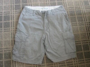 Old Navy Men's shorts Size M 31" Waist Cargo Chino Bermuda Utility Flat front fl - Picture 1 of 3