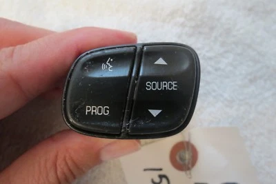 02 03 04 05 06 07 08 09 GMC Envoy Interruptor de audio con pantalla de volante OEM 2278W Foto 1 de 4