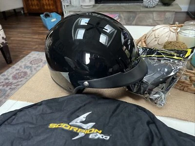 Scorpion EXO-C110 光泽黑色露脸摩托车头盔 - 全新 M 码 — 第 1/3 张图片
