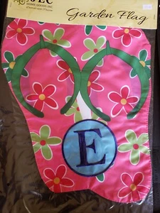 Flip Flop Monogramm "E" Gartenflagge - doppelseitig - appliziert - JEC - 12,5"X18" - Bild 1 von 1