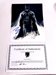 Fotografía a color firmada por Ben Affleck de Batman 8x10 autógrafo con certificado de autenticidad - Imagen 1 de 5
