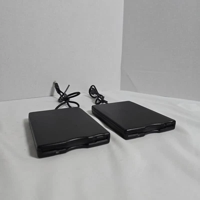 SmartDisk FDUSB-TM2 Mitsumi D353FUE Lot/2 USB External 3.5" Floppy Disk Drives - Image 1 of 4