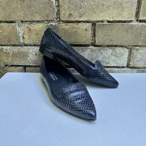 Stuart Weitzmann for Russell & Bromley Pointed Snakeskin Leather Flat Courts UK7 - Picture 1 of 8
