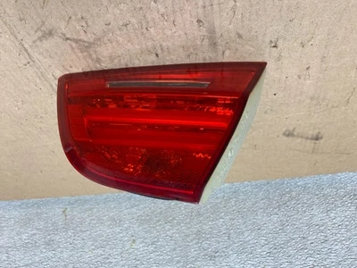 BMW 3 328i 335i E90 2009 2010 2011 pasajero derecho luz trasera interior OEM S3890 Foto 1 de 4