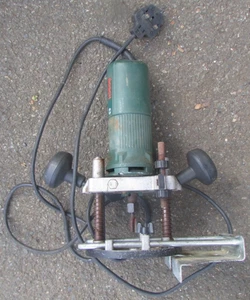 BOSCH POF 500A Electric Corded Router 240V - Picture 1 of 4