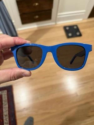 Gafas de sol Saint Laurent montura azul lentes pulidas hechas en Italia Foto 1 de 4