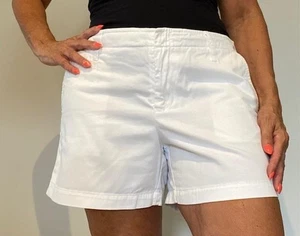 Tommy Hilfiger Women's 5-Pocket Cotton White Shorts Size UK 14/ US 10/ EUR 40 - Picture 1 of 4