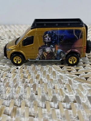 Hot Wheels Wonder Woman DC Comics 2020 Mattel Mercedes Benz Sprinter - Image 1 of 4