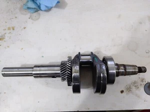 Cub Cadet CC760es Crankshaft - Picture 1 of 5