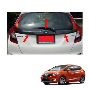 Tailgate Rear Door Accent Carbon Black Cover For Honda Jazz Fit GK5 2014 - 2017 - Imagen 1 de 3