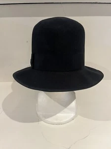Vintage Willoughby 7, Rue Castiglione Paris Fur Felt Dark Blue Hat - Picture 1 of 16
