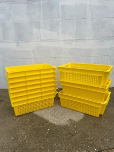 10 x Plastic Nestable Stacking Boxes Storage Tote 600 x 400 x 200mm Yellow - Picture 1 of 5