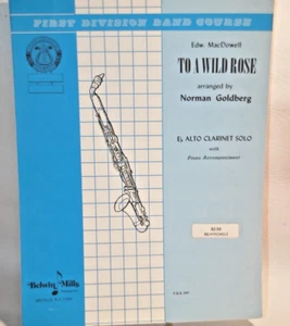 Eb ALTO CLARINET pezzo solo con pianoforte spartiti Belwin vintage TO A WILD ROSE - Foto 1 di 2
