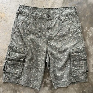 Levi's Digital Camo Camouflage Army Cargo Shorts 33" Waist - Picture 1 of 12