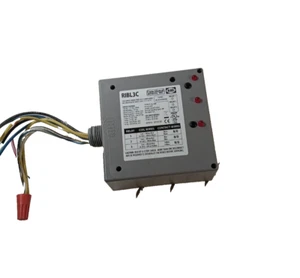 Funktionsgeräte RIBL3C, 10-30VAC/VDC, SPST (x3), 10 Ampere - Bild 1 von 1