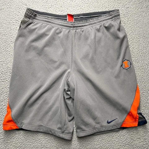 University of Illinois Basketball Shorts Mens Medium Nike Gray Orange Distressed Cover