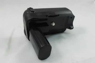 Nikon MB-E5700 Battery Grip For Coolpix 5700 & 8700 Digtial Cameras (25184) - Image 1 of 2