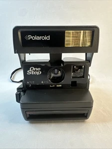 Cámara fotográfica instantánea Polaroid One Step 600 vintage con correa, probada - Imagen 1 de 7