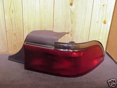 MERCURY GRAND MARQUIS 95 96 97 1995 1996 1997 LUZ TRASERA PASAJERO DERECHA OEM Foto 1 de 2