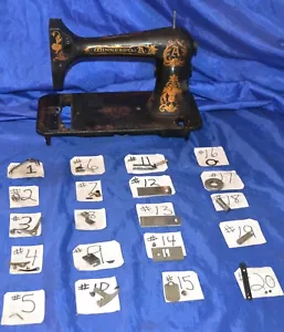PIEZAS ORIGINALES DE MÁQUINA DE COSER DE LANZADERA LARGA MINNESOTA ""A"" EN BUEN ESTADO - Imagen 1 de 22