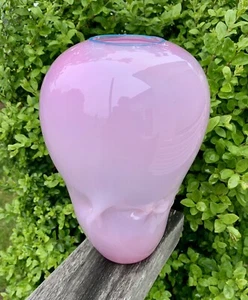 Stunning Unique Unusual Art Glass Vase Pink Sculptural Fluid Shape Artist Made - Picture 1 of 11