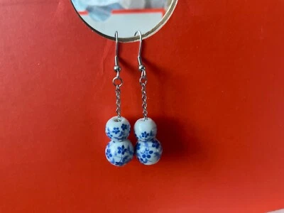 Pendientes de porcelana azul y blanco hechos a mano (青花瓷耳坠) Foto 1 de 4
