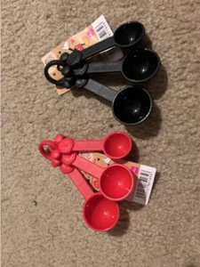 black & red mickey mouse Mesuring Spoon - Picture 1 of 2